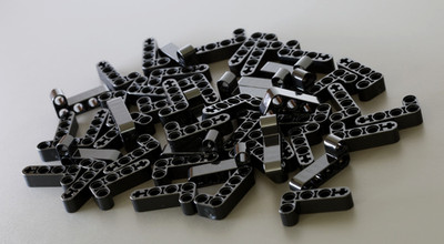 LEGO Technic: 50x Liftarm Modified Bent 2 x 4, schwarz
