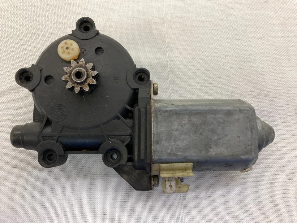 Motor ventana lateral derecha pasajero 88-94 Porsche 911 964 930 Bosch 0130821209 Foto 2 de 4