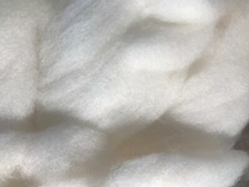 Merino Wool Pin-Drafted Roving White, 270 yards, 3lbs