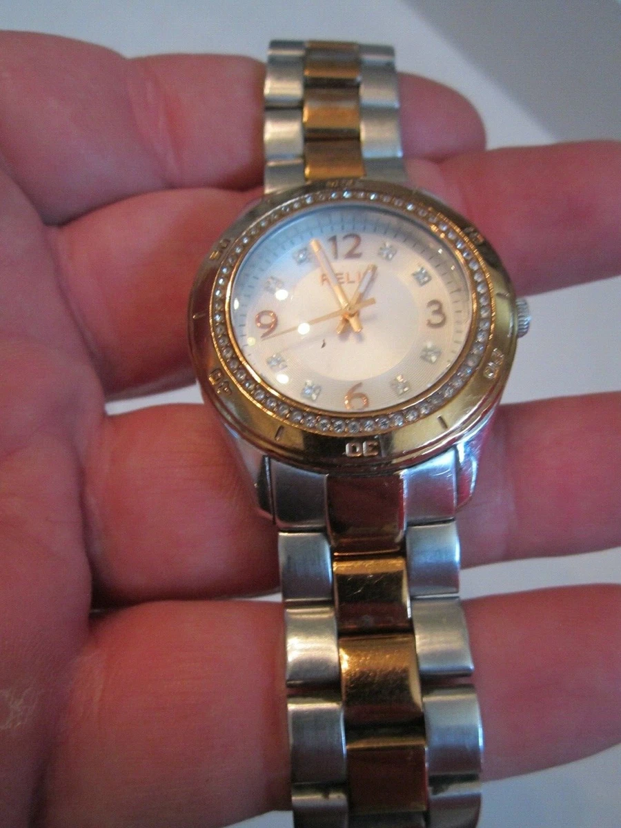 LADIES RELIC WATCH ZR11925 QUARTZ VERY THICK AND HEAVY CASE