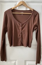 Hollister XL Brown Ribbed Knit Cropped Long Sleeve V Neck Baby Tee Stretch Y2K.