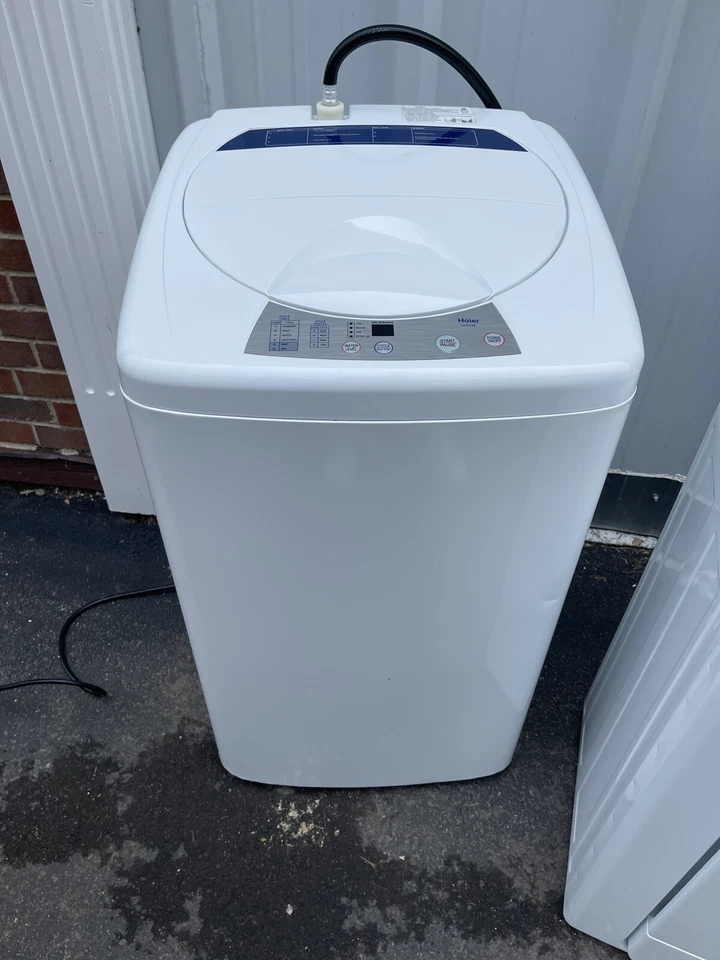 Lavadora Secadora Eléctrica Compacta Haier Apartamento o Ideal para Camper 110V  Foto 4 de 4