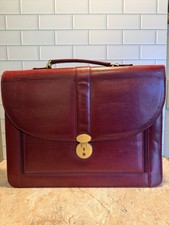 Rare, Hard To Find Vintage Briefcase. Never Used Excellent Condition. Umme