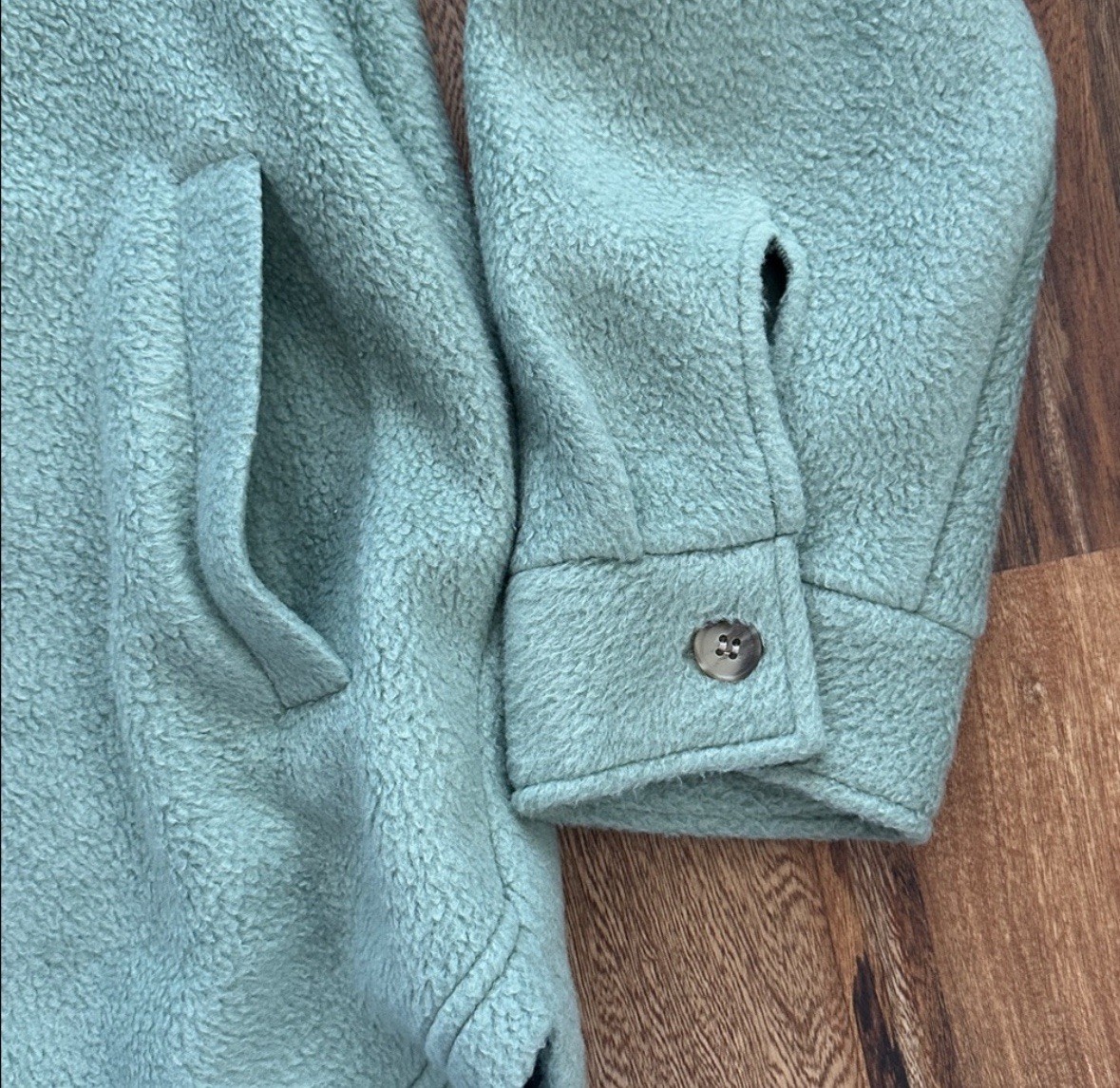 Thread and Supply Green FleeceShacket Size Large - image 2