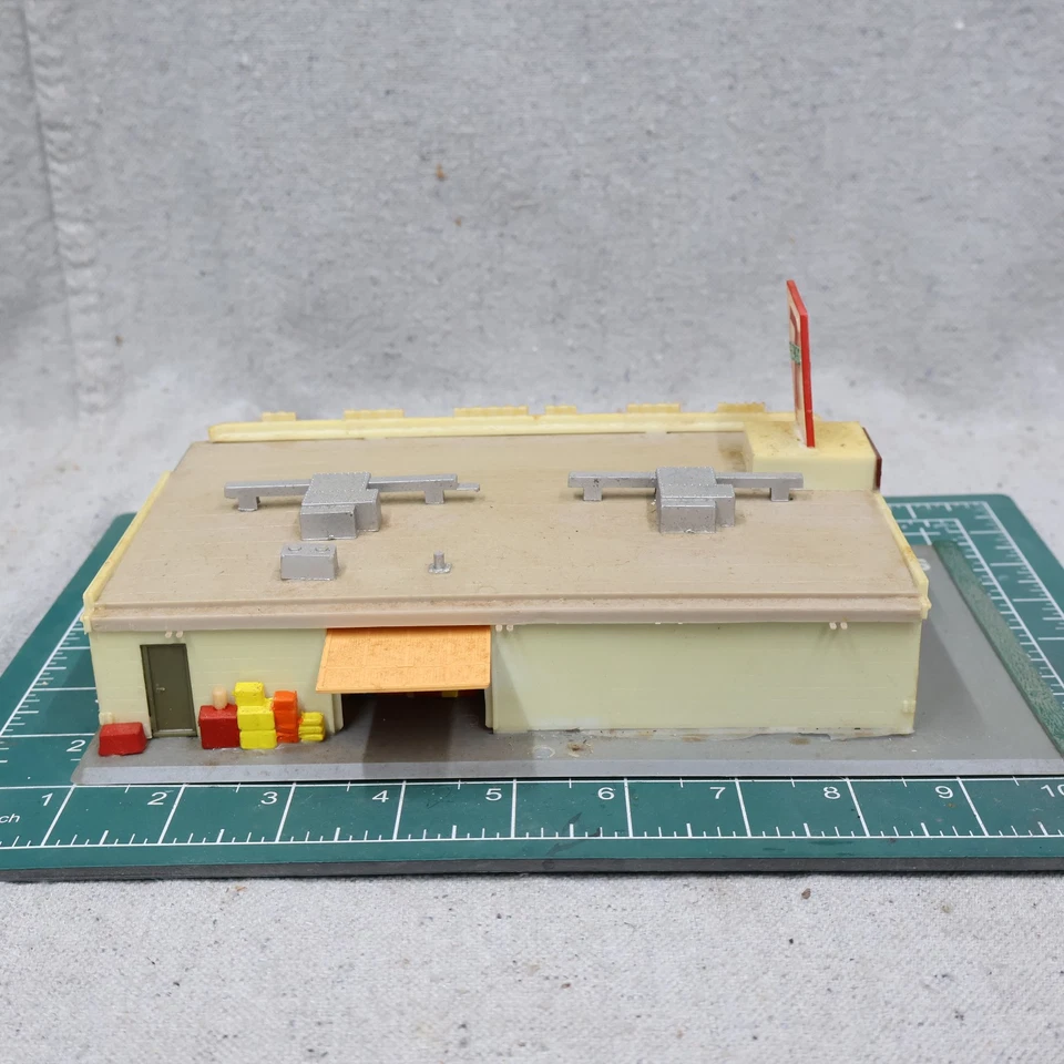 Gasolinera Life Like HO escala 7 Eleven para maqueta de tren Foto 4 de 4