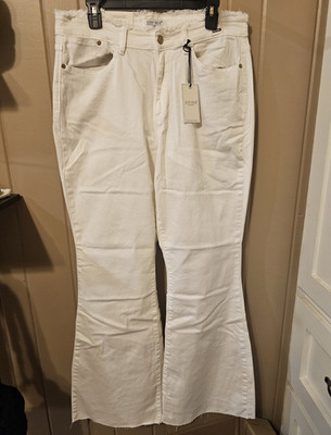 Judy Blue Women s Plus 16W High Frayed Waist Flared White Denim Jeans 5-Pocket