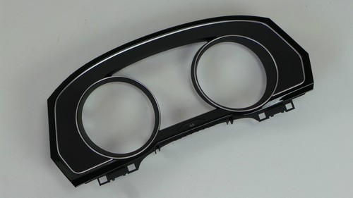 VW Passat B8 3G Abdeckung Blende Rahmen Tacho Kombiinstrument 3G1858366A