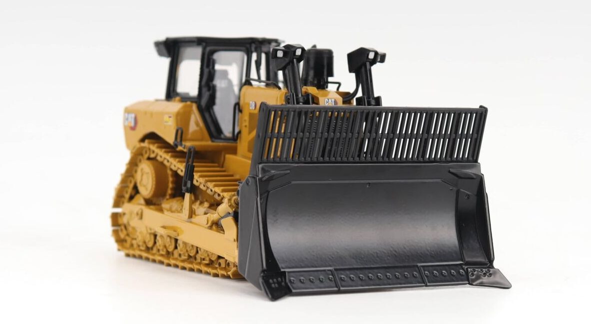 Diecast Masters 85758 CAT Caterpillar D8 Dozer Waste