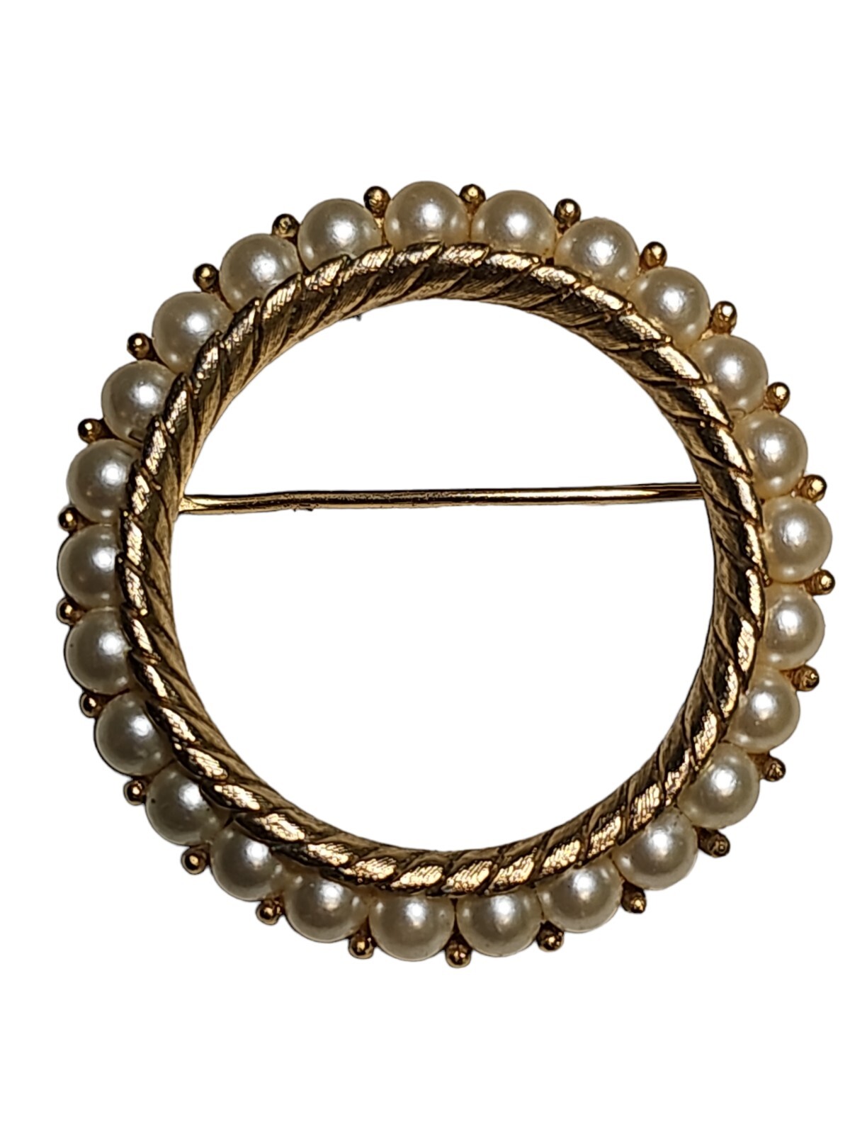 Vintage Crown Trifari Goldtone Pearl Pin Brooch - image 1