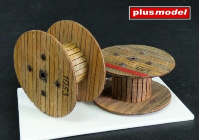 plusmodel 455 kleine Kabeltrommel Lasercut Holz Zubehör Diorama 1:35 Cable reel