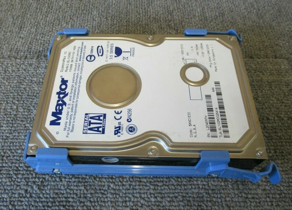 Maxtor 6L100M0 DiamondMax 10 100GB 7200RPM SATA 1.5Gbps 8MB 3.5" Internal HDD - Image 4 of 4