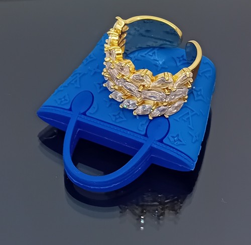 18K Gold Filled Stunning Italian Moissanite 18ct GF Cocktail Ring Size 7 - Picture 4 of 10