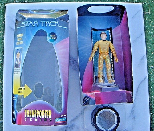 Star Trek Original Series Transporter Limited Edition Classic Chekov Figurine - Picture 2 of 3