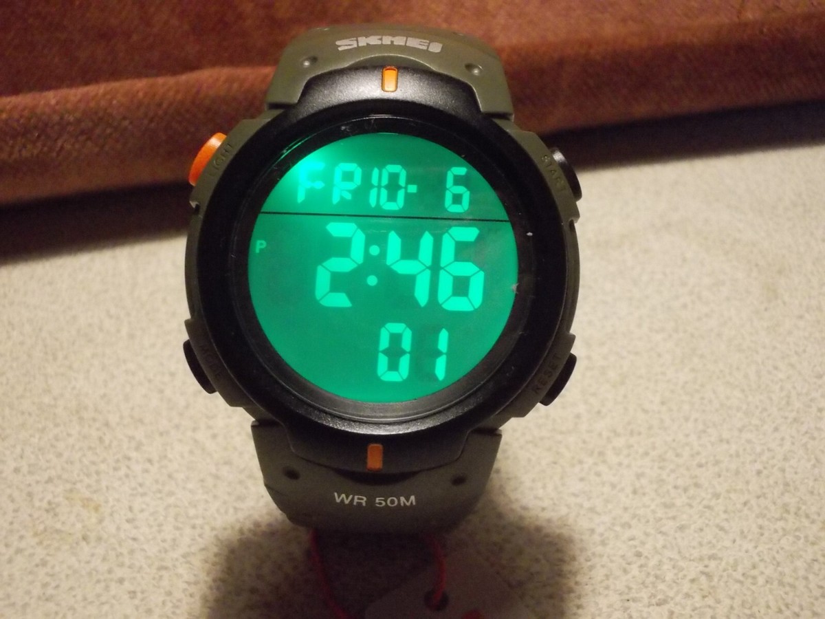 Montre numérique multifonctions homme atm verre hardlex