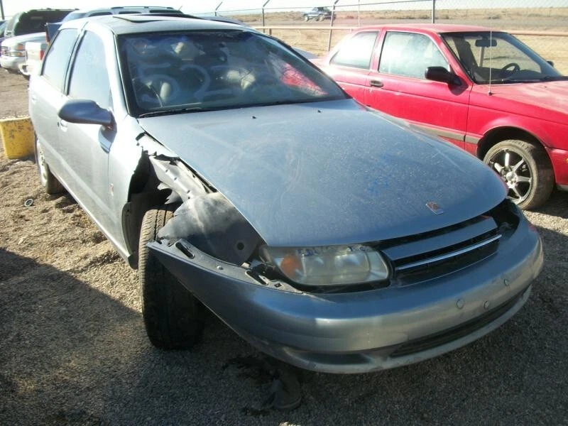 Conjunto de filtro de aire usado se adapta a: Saturn L SERIES 2002 3,0 L VIN R octavo dígito grado Foto 2 de 4