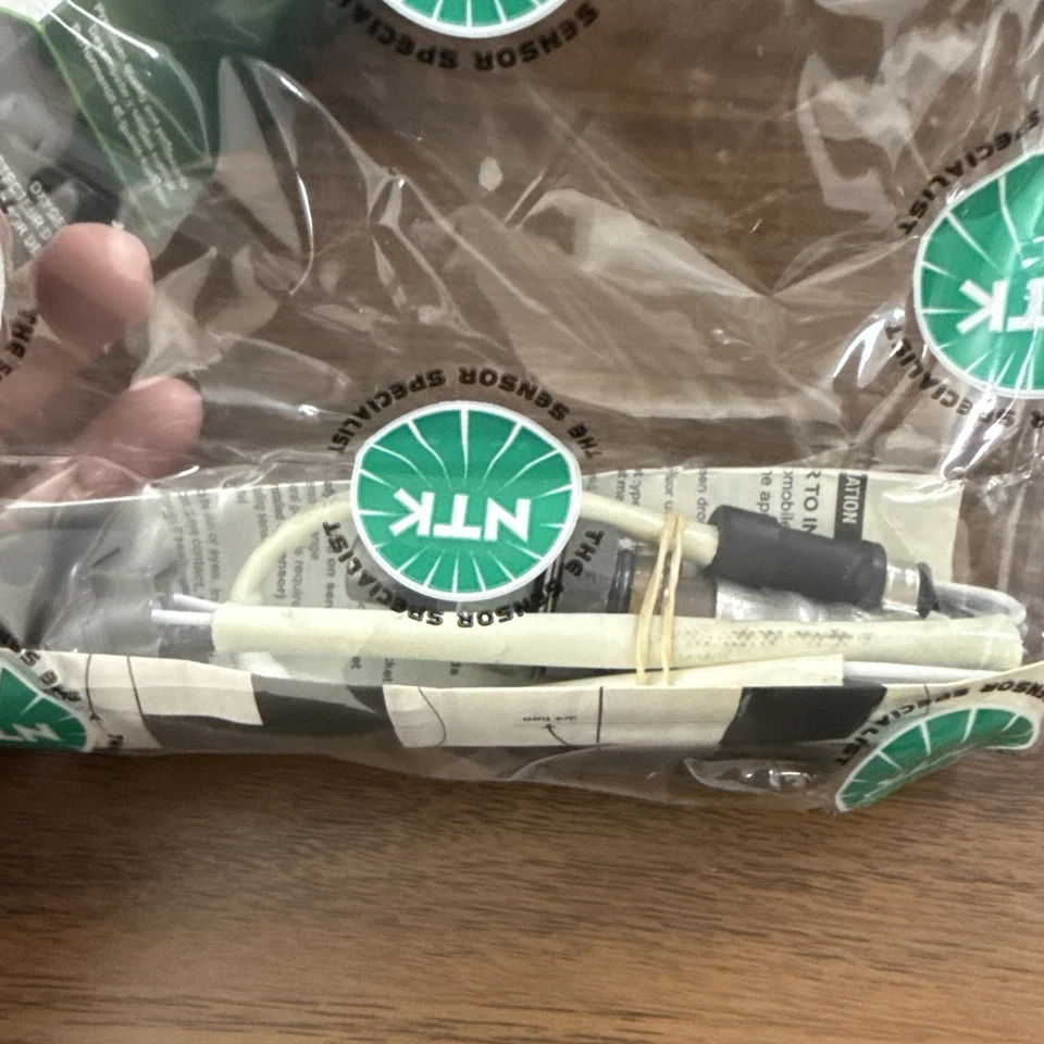 🔰NTK OXYGEN SENSOR FITS 00-02 HONDA ACCORD # 24290 - Image 3 of 4