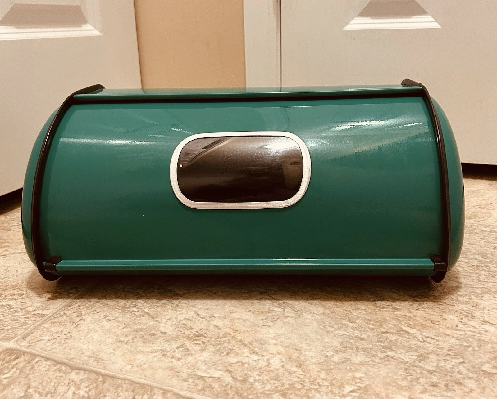 Bread Box Metal Roll Top Door Ventilated Green w/Black Trim Vintage Retro Style