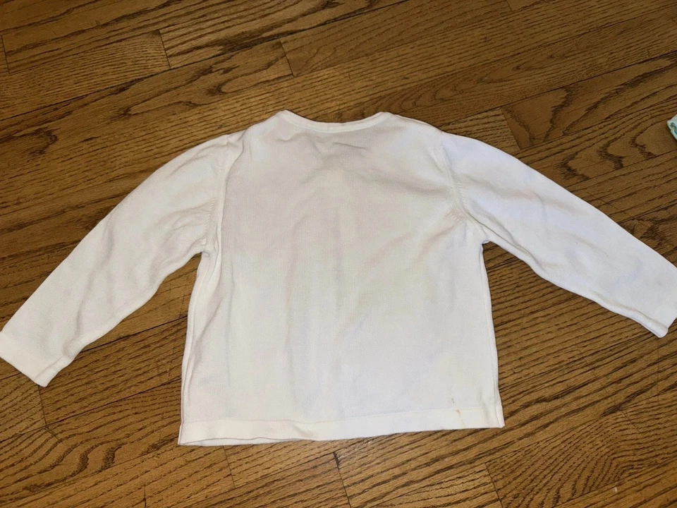 Suéter/Cardigan Lilly Pulitzer Blanco Abotonado Niñas Talla 4T (2 Manchas Pequeñas) Foto 3 de 4