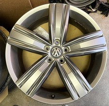 Genuine VW VOLKSWAGEN TIGUAN 19 inch Alloy Wheel rim 5NA601025R 7J