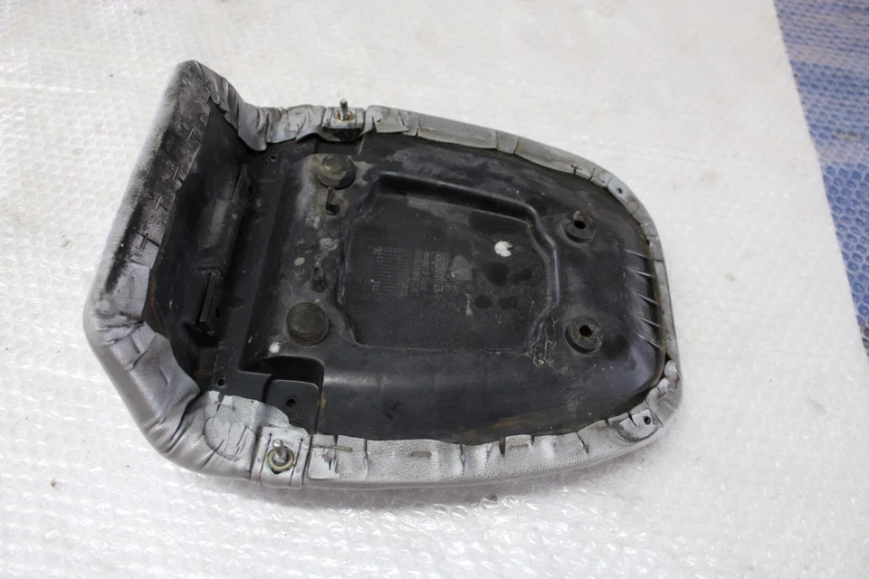 Sitz Sitzbank Soziussitz Sozius Polster Rear seat Aprilia RS 125 GS 95-98 #R7140 - Bild 4 von 4