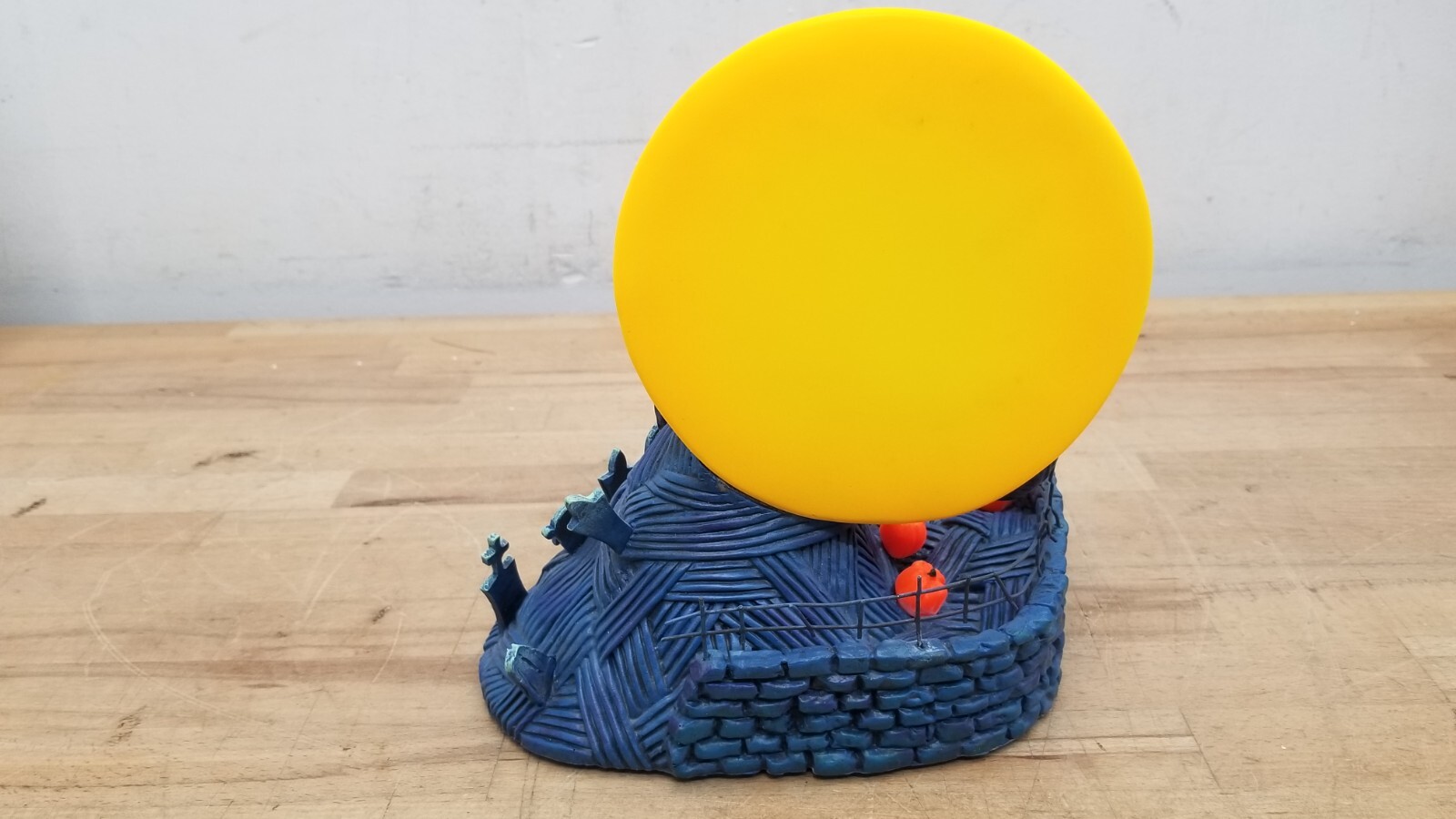 HAWTHORNE VILLAGE DISNEY NIGHTMARE BEFORE CHRISTMAS CEMETERY HILL BLACK