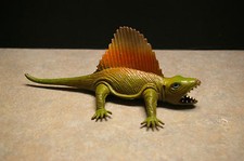 VINTAGE 'MADE IN HONG KONG' PLASTIC 'SPINOSAUR' DINOSAUR 8.25" LONG