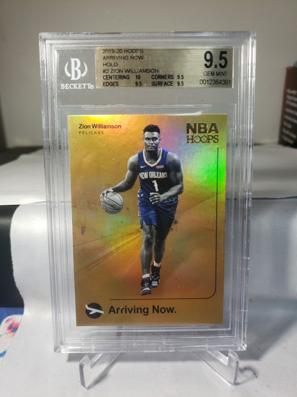 BGS 9.5 GEM MINT 2019-20 PANINI NBA HOOPS ARRIVING NOW HOLO ZION WILLIAMSON