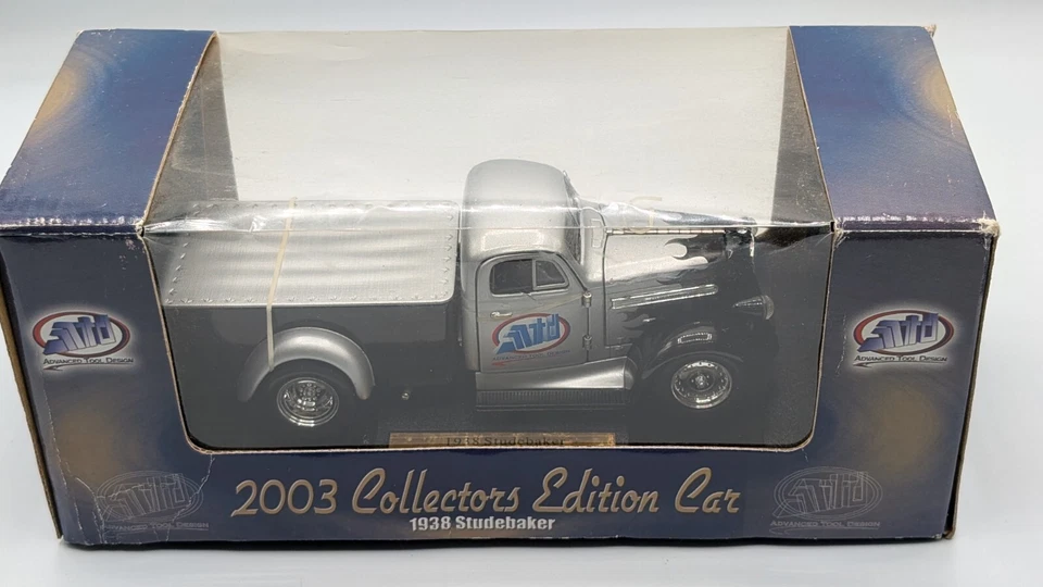 Liberty Classics 2003 Collectors Edition Diecast Car 1938 Studebaker Pickup Bank - Image 4 of 4