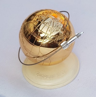DDR Modell Erster Weltraumflug Wostok Juri Gagarin 12 April 1961 CCCP UDSSR