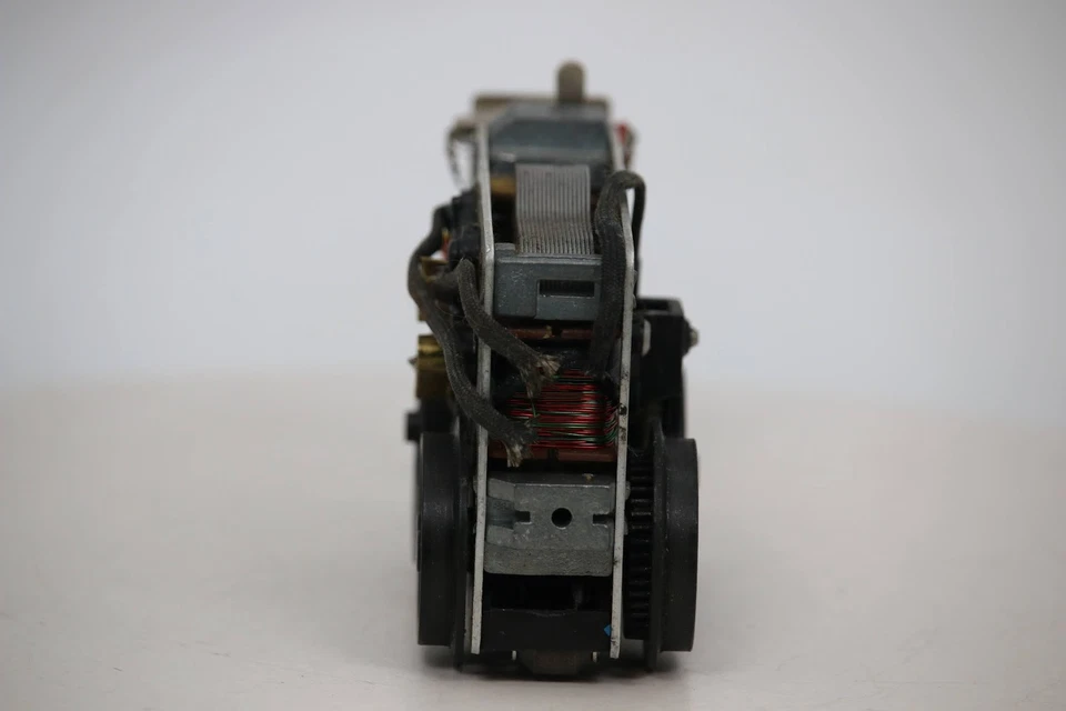 Lionel 8602-601 Motor Chassis w/ 2-Position E-Unit Tested O Gauge 1:48 Scale - Image 4 of 4