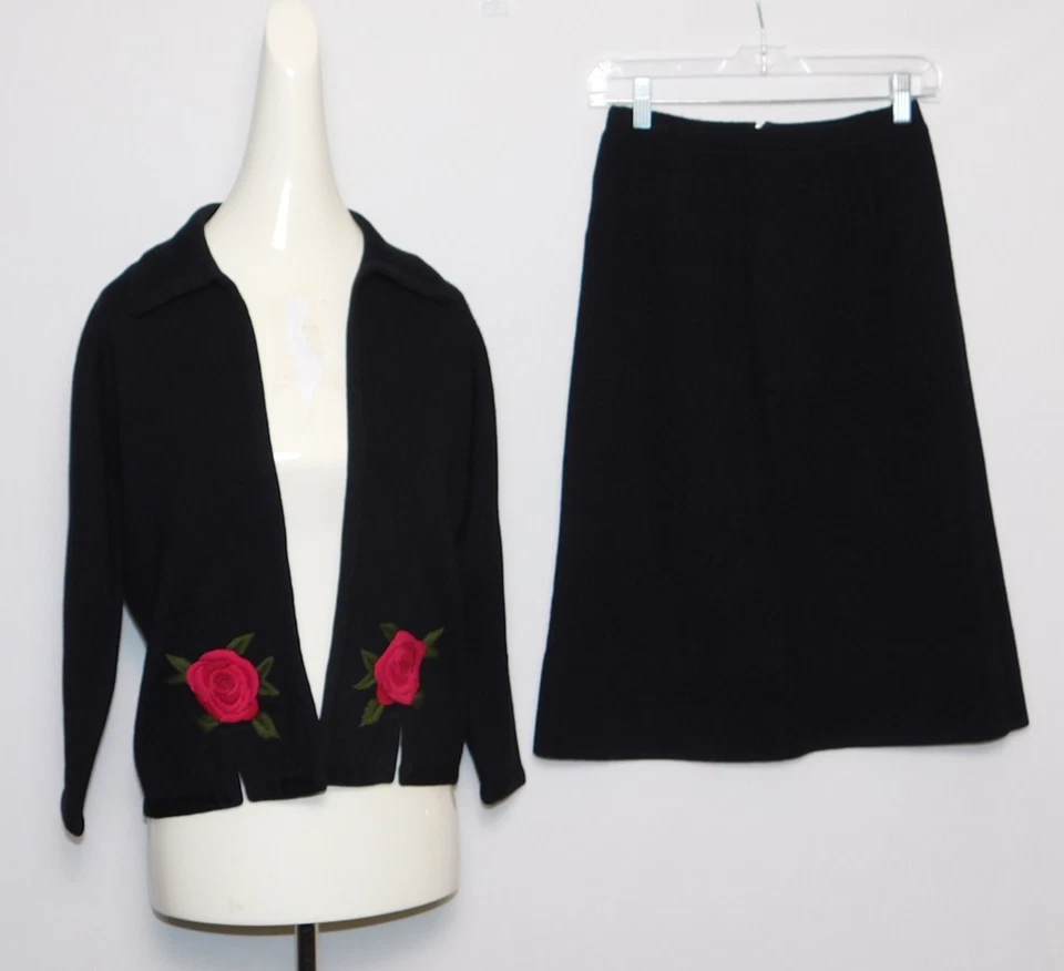 2 Pcs Vtg 1950's Brentshire Wool Embroidered Red Rose Cardigan Jacket & Skirt - Image 2 of 4