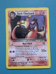 Dark Charizard 4/82 Holo Rare - Team Rocket - WOTC Vintage Pokémon Card