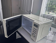 Russell Hobbs 20L 800W White Countertop Microwave RHEM2301S