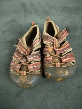 Keen Size 7.5 Toddler Sandals tan n beige preowned no tags
