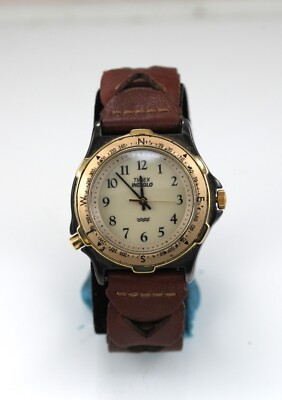 Timex Indiglo Herren Quarzuhr Schwarz Gold Plastik WR Beige Lederband 30 m