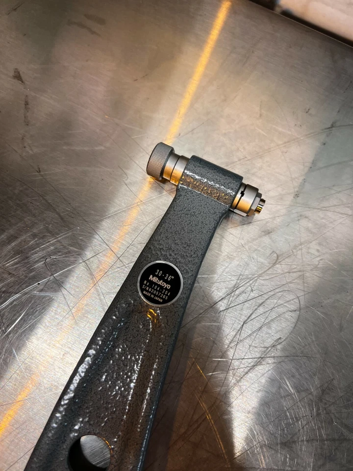 MITUTOYO  Mechanical Interchangeable Anvil Micrometer 30 to 36″ Range incomplete - Image 3 of 3