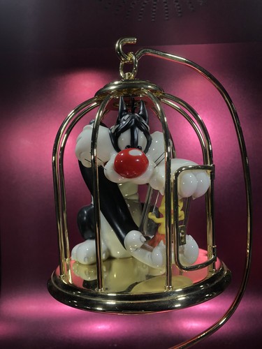 LOONEY TUNES SPOTLIGHT SYLVESTER IN CAGE BAD OL' PUDDY TAT New In Box Goebel - Picture 2 of 8