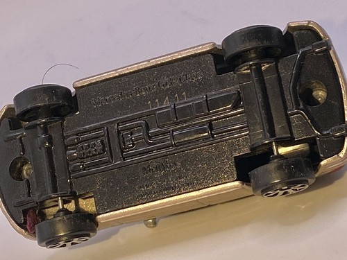 MAISTOš„2008 MERCEDES BENZ GLK CLASS-1:64- - Picture 9 of 9
