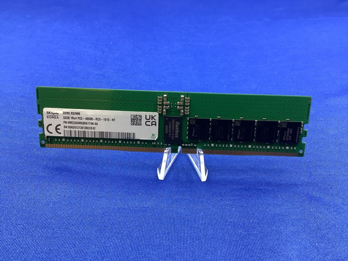 HMCG84MEBRA174N HYNIX 32GB (1X32GB) 1RX4 PC5-4800B ECC RDIMM