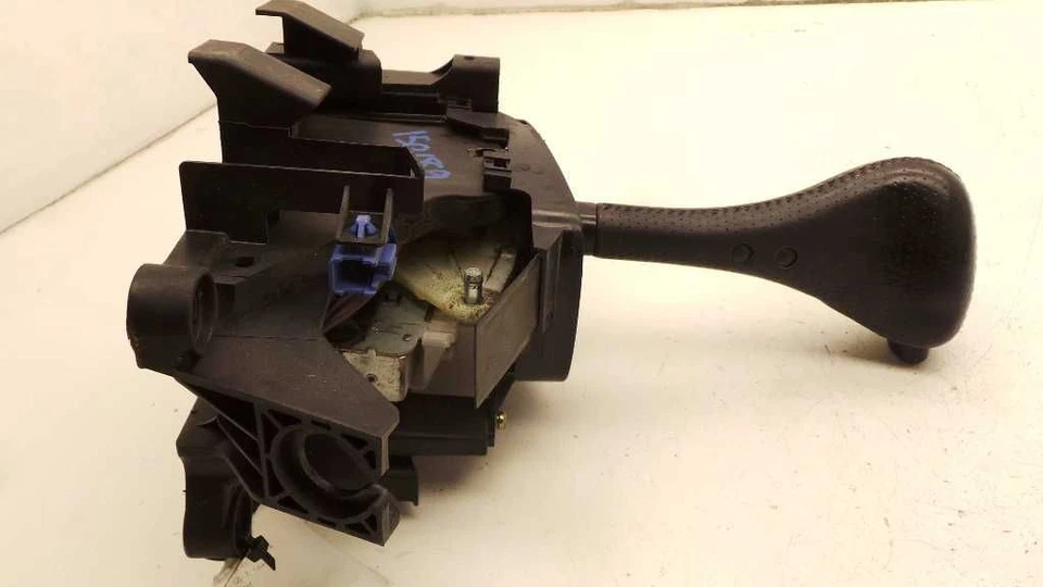 Toyota Solara LX 2002 tracción delantera con palanca de cambios automática Foto 4 de 4