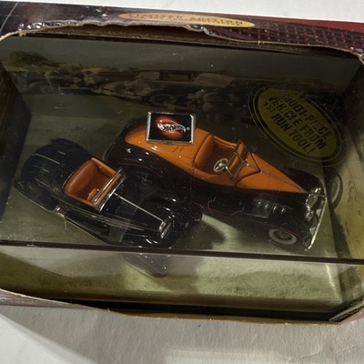 100% Hot Wheels 1:64 Classic Bodies Duesenberg & Bugatti 2 Car Set NIB