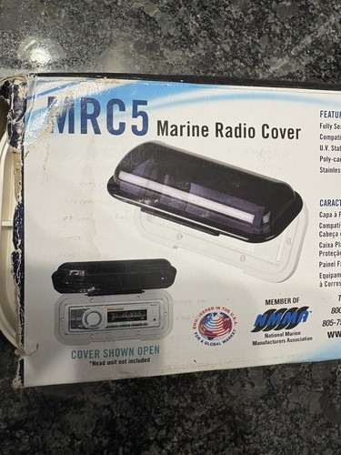 Boss Audio Universal Marine Boat Radio Cover Protector Visor Model MRC5 Torn Box - Picture 4 of 6