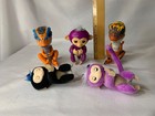 Fingerlings Dinosaur Untamed 2 T-Rex-(Works) Monkey-(Doesn’t) 2 stuffed Monkeys — photo 2