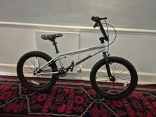 Mongoose Capture BMX Bike. Wheels 20-inch. Hardly Used And In Mint Condition.