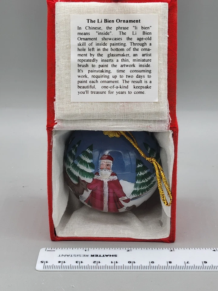 RARO Adorno de Navidad de Vidrio Li Bien Vintage Papá Noel con Animales 1997 con Caja de Fieltro Foto 3 de 4