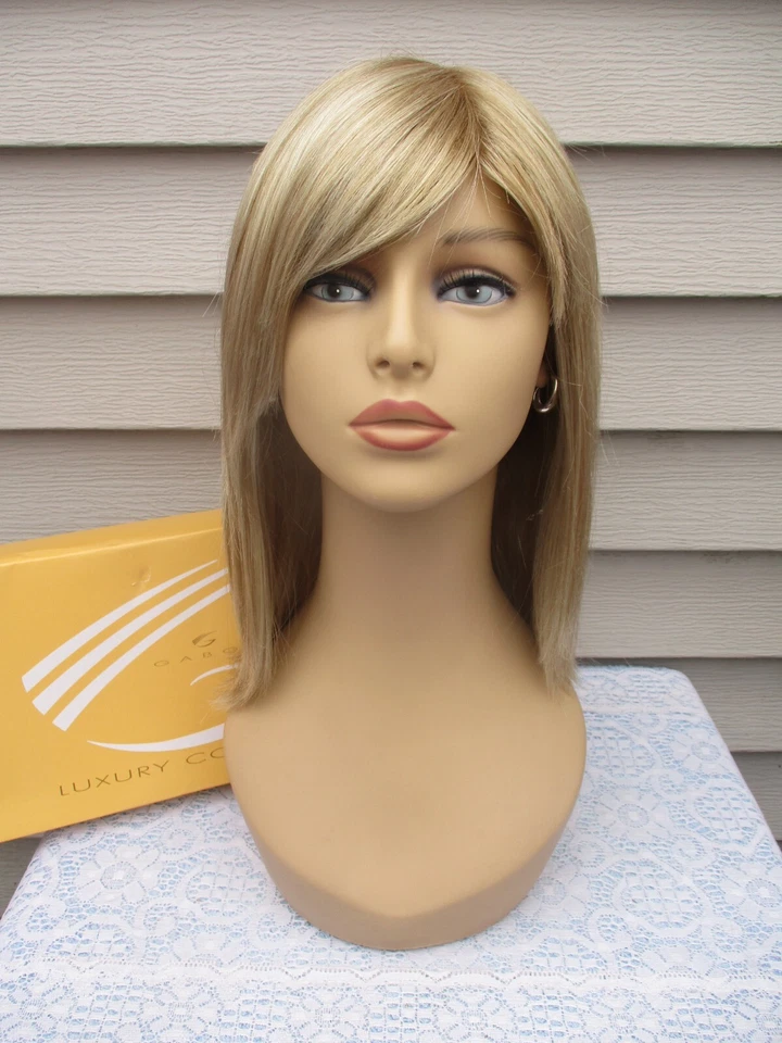 Парик Gabor ВЫХОДЯЩИЙ Размер БОЛЬШОЙ Цвет ПЕСОЧНАЯ БЛОНДИНКА Моно Часть ~ ИЗМЕНЕННЫЙ Читать - Изображение 2 из 4