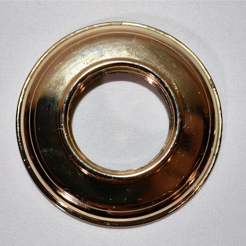 2 Delta Faucet RP23094PB Handle Base with Gasket, Polished Brass Finish 1224!!! - Picture 4 of 4