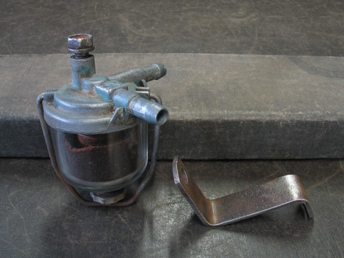 VINTAGE AC DELCO TYPE GF-124 ACCESSORY GLASS BOWL INLINE FUEL FILTER HOT RAT ROD - Picture 2 of 8