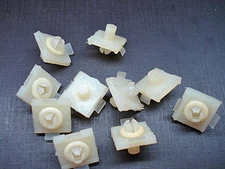 10 pcs door body side belt moulding clips NORS for Chrysler Plymouth Dodge Mopar