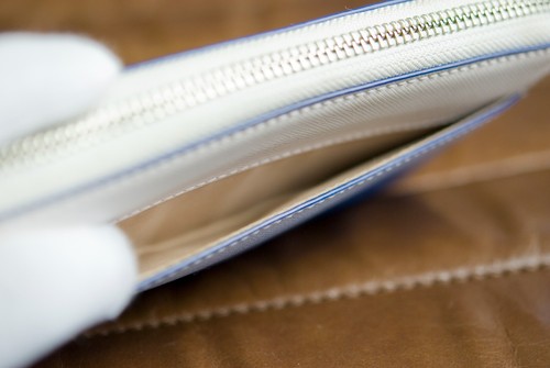 COACH Blue to White Gradient Zip-Around Long Wallet - Picture 10 of 11